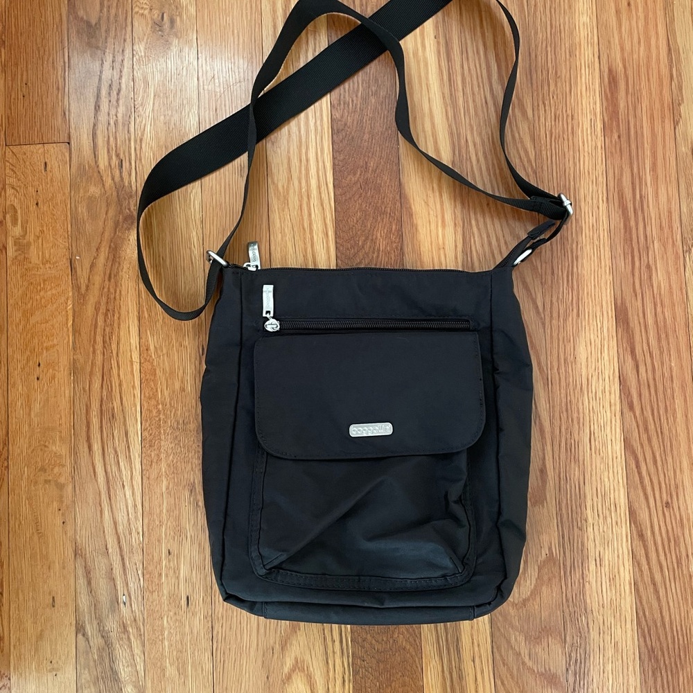NWOT baggallini Town Bagg Crossbody Bag